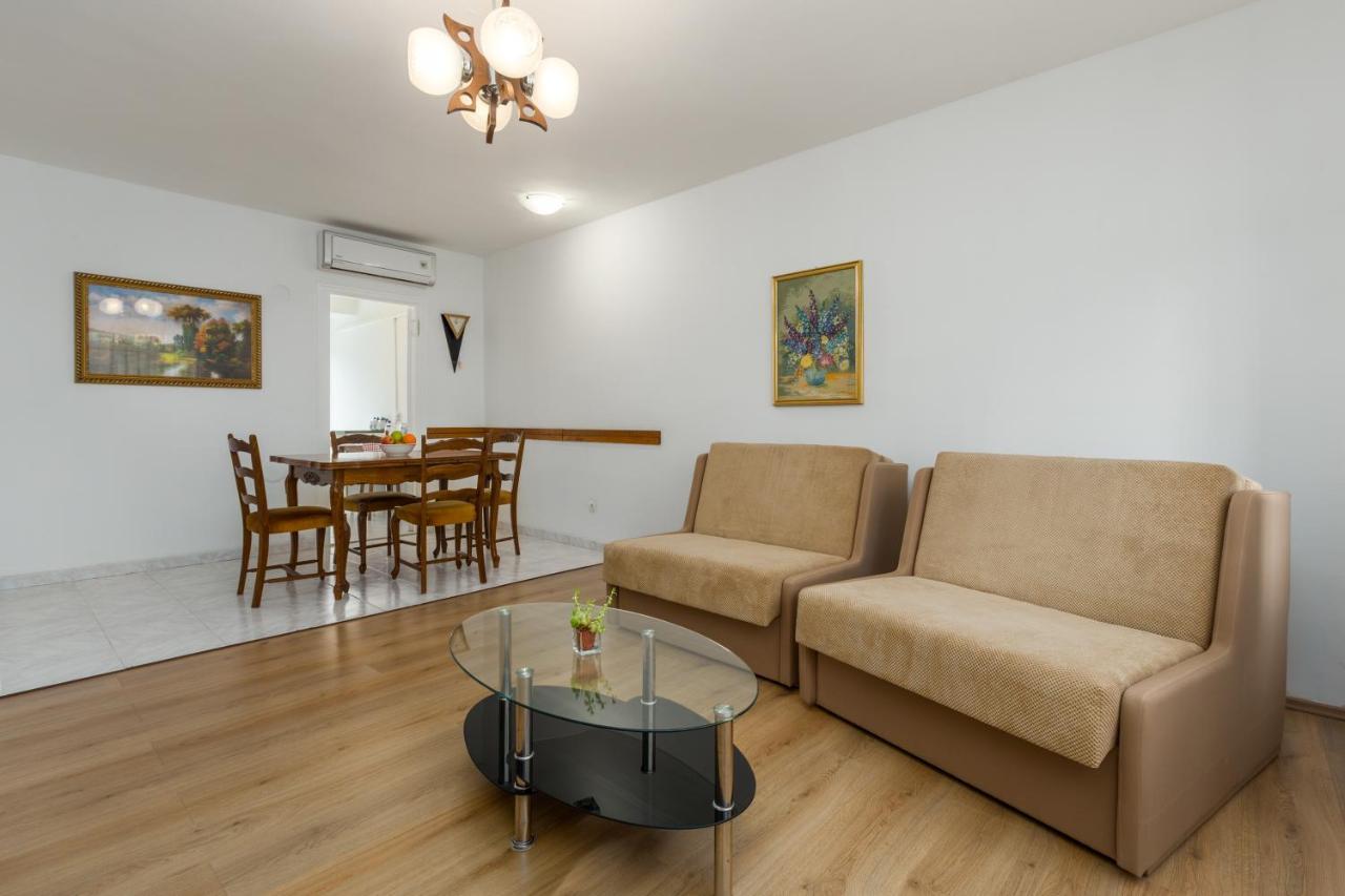 Apartment Nika Pula
